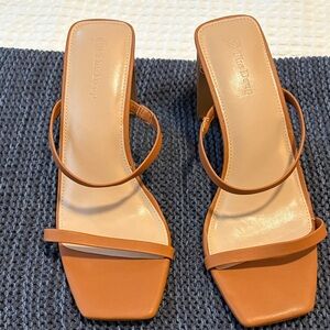 Stylish Tan Heeled Sandals